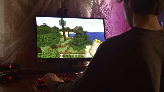 Minecraft po več kot desetletju širi svoj svet