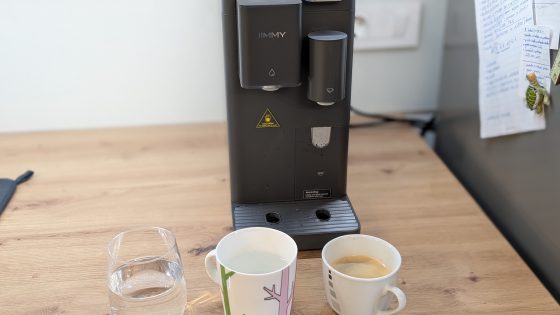 Test JIMMY N9: Kavni aparat, ki je tudi grelnik vode in filtrirni vrč
