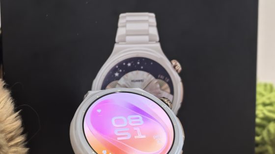 Test Huawei Watch 6 Pro (43 mm): keramično ohišje, X-TAP 2.0 in tri dni baterije