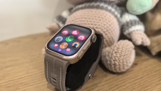 Test Huawei Watch D3 – pritisk meri skoraj kot zdravnik, udobje pa je druga zgodba